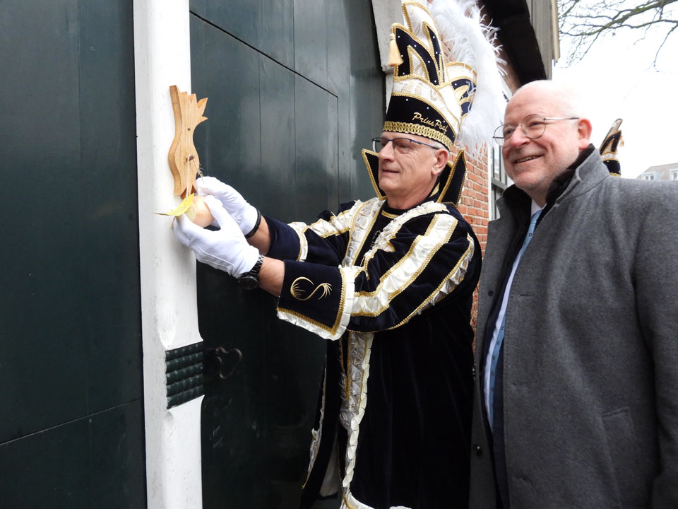Othmarridders viert 60 jaar Siepelhangen: Een traditie die blijft hangen!