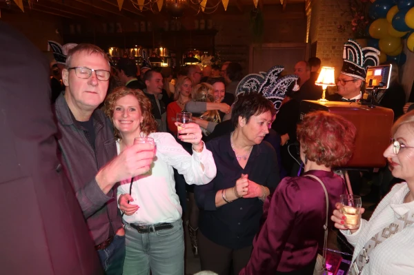 Opkomst Stadsprins Poef 1
