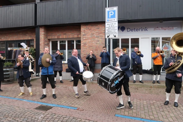 Opening residentie Oale Veursprekkers