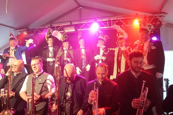 Receptie Markies Luuk 1 met Adjudanten Ties & Boet