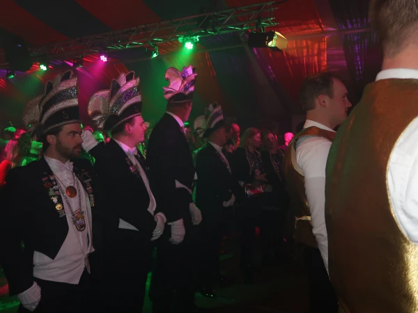 Opkomst Hènige Slepvèènt