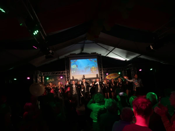 Gala De Hènige Slepvèènt en de Köttelpeer’n