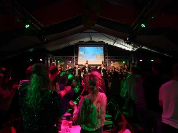 Gala De Hènige Slepvèènt en de Köttelpeer’n