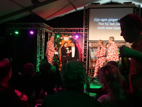 Gala De Hènige Slepvèènt en de Köttelpeer’n
