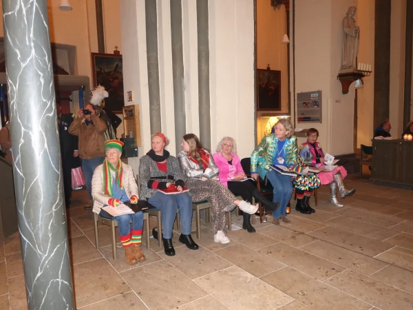 Carnavalsmis en Kadolsteravond bij de Wal
