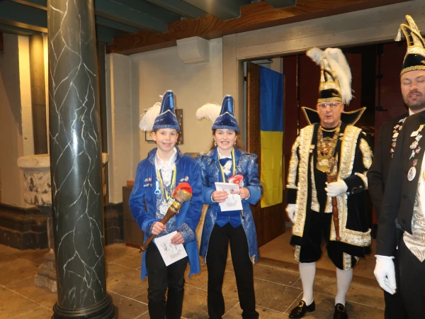 Carnavalsmis en Kadolsteravond bij de Wal