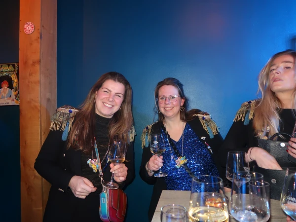 Carnavalsmis en Kadolsteravond bij de Wal