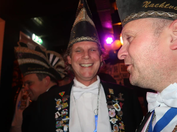 Carnavalsmis en Kadolsteravond bij de Wal