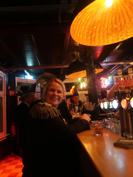 Carnavalsmis en Kadolsteravond bij de Wal