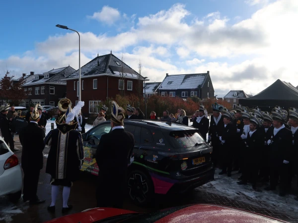 Aanbieden hofauto en receptie Stadsprins