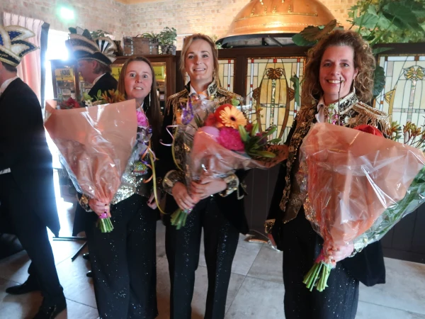 Aanbieden hofauto en receptie Stadsprins