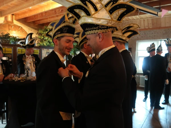 Aanbieden hofauto en receptie Stadsprins