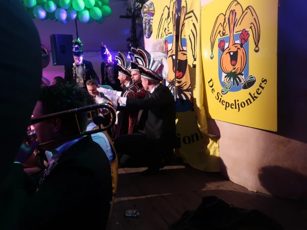 Opkomst 28e Markies Siepeljonkers