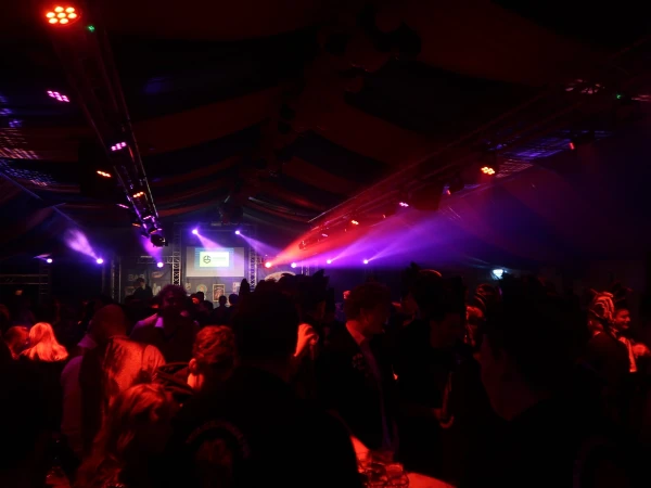 Opkomst Hènige Slepvèènt