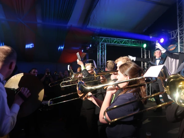 Opkomst Hènige Slepvèènt