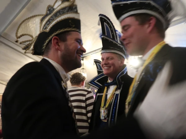 Opkomst Hènige Slepvèènt