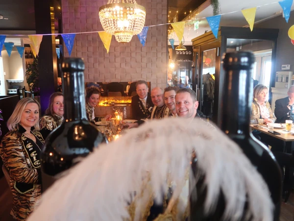 Brunch oud Prinsen, Borrelmiddag Smoezen & Neugoamd