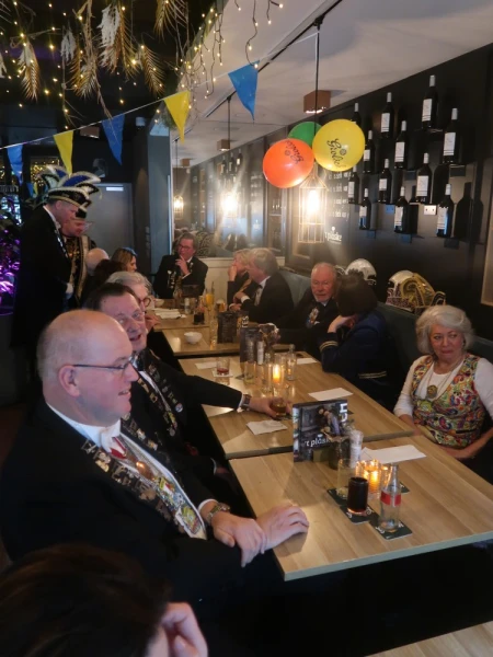 Brunch oud Prinsen, Borrelmiddag Smoezen & Neugoamd