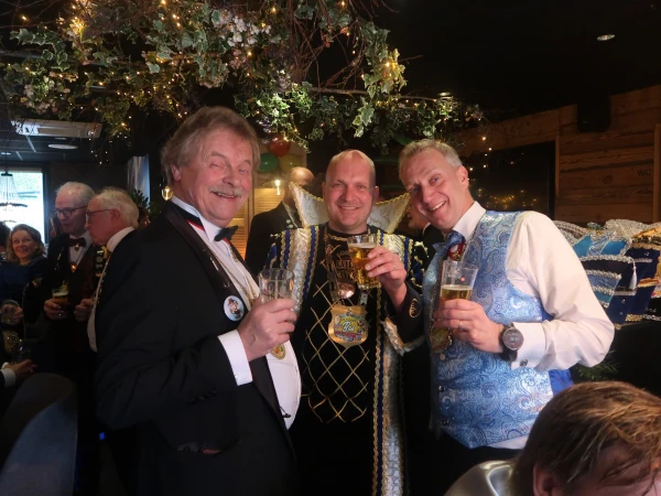 Brunch oud Prinsen, Borrelmiddag Smoezen & Neugoamd