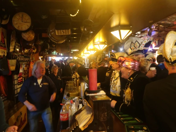 Brunch oud Prinsen, Borrelmiddag Smoezen & Neugoamd