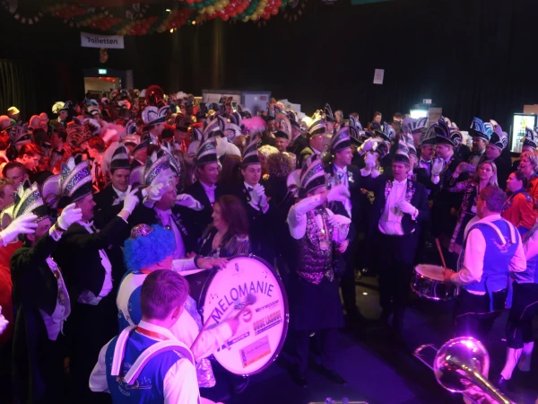 Brunch oud Prinsen, Borrelmiddag Smoezen & Neugoamd