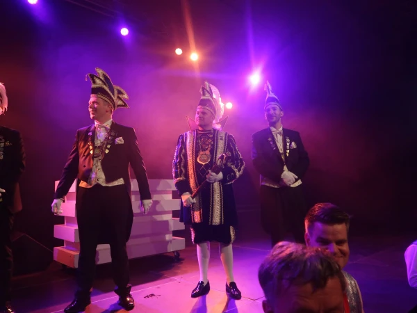 Brunch oud Prinsen, Borrelmiddag Smoezen & Neugoamd