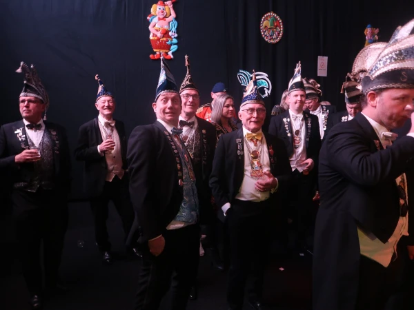 Brunch oud Prinsen, Borrelmiddag Smoezen & Neugoamd