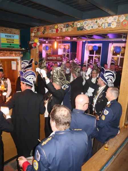 Carnavalsmis & bezoek Kadolstermennekes