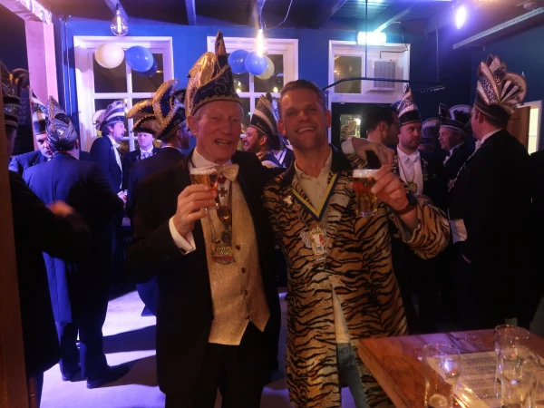 Carnavalsmis & bezoek Kadolstermennekes