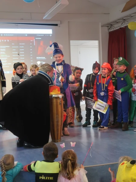 Schoolcarnaval de Meander