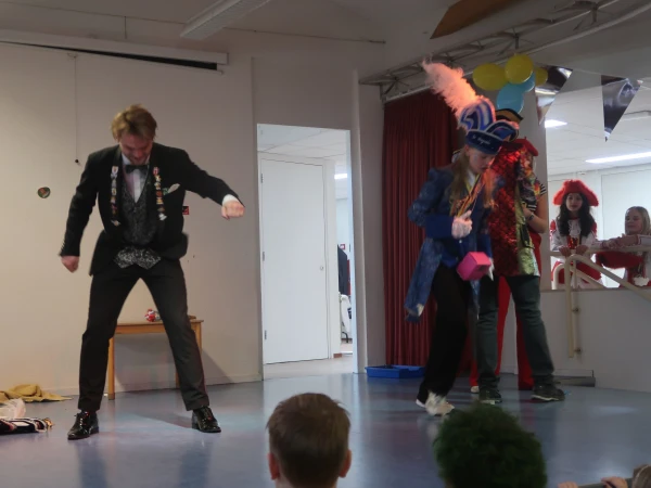 Schoolcarnaval de Meander