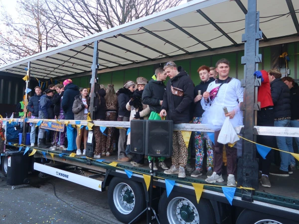 Fruhshoppen Agelo & optocht Oldenzaal