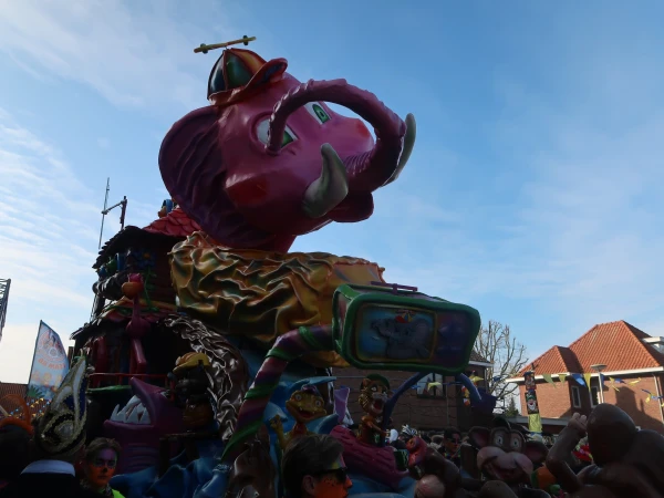 Fruhshoppen Agelo & optocht Oldenzaal