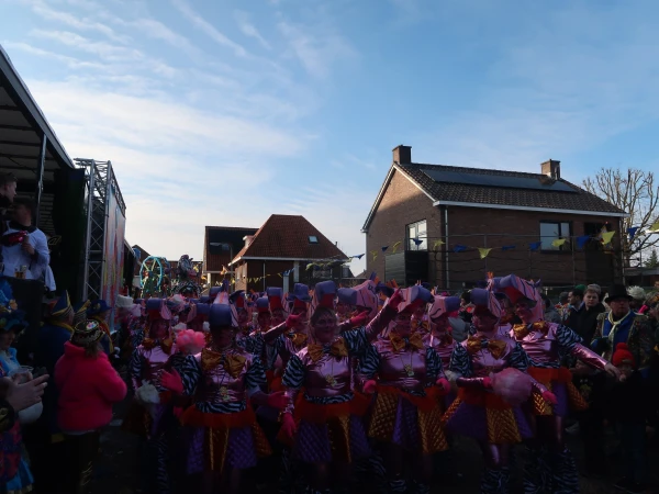 Fruhshoppen Agelo & optocht Oldenzaal