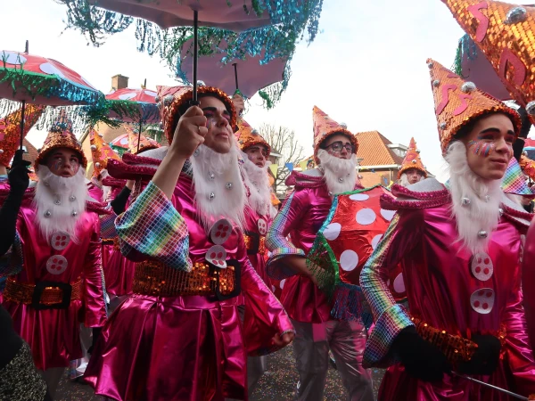 Fruhshoppen Agelo & optocht Oldenzaal