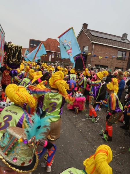 Fruhshoppen Agelo & optocht Oldenzaal