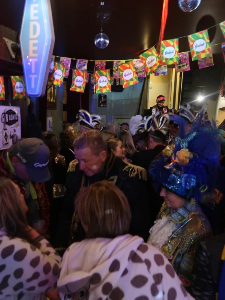 Fruhshoppen Agelo & optocht Oldenzaal