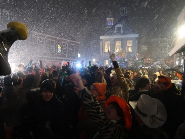 Fruhshoppen Agelo & optocht Oldenzaal